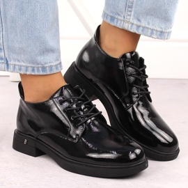 Damen-Stiefeletten aus schwarzem Lackleder Vinceza 58413 6