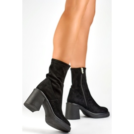 Enge Wildlederstiefel mit bequemem Absatz und flexiblem Obermaterial schwarz 2