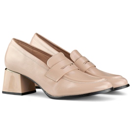 Beige Lackschuhe mit niedrigem, bequemem Absatz, elegante beige Pumps 1