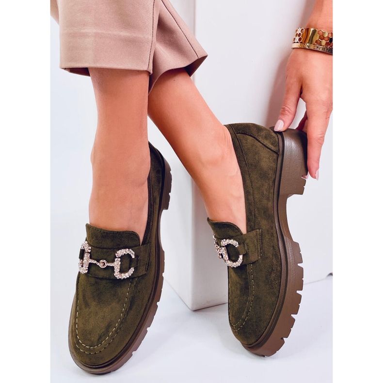 Karins Grüne Wildledermokassins mit Schnalle 1