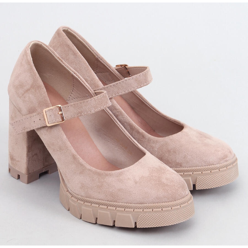 Plateaupumps mit Dresse Khaki-Riemen beige 1