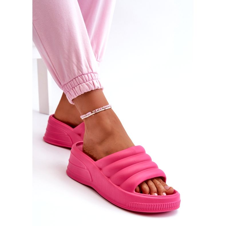 Leichte Damen-zehenstegsandalen aus Schaumstoff mit Keilabsatz und Plateau, Fuchsia Tendrea rosa 2