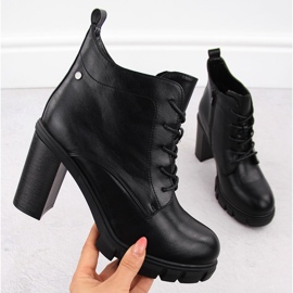 M. DASZYŃSKI Schwarze Damenstiefeletten mit hohen Absätzen M.Daszyński SA218-8 1