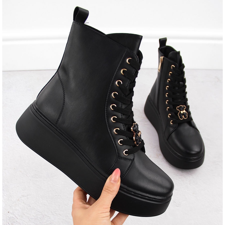 Plateaustiefel aus Leder mit Teddybär, schwarz Vinceza 66701 1