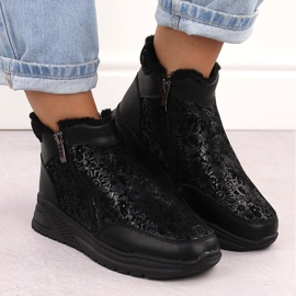 Schwarze Damen-Lederstiefeletten mit Blumen T.Sokolski Z24-329 6