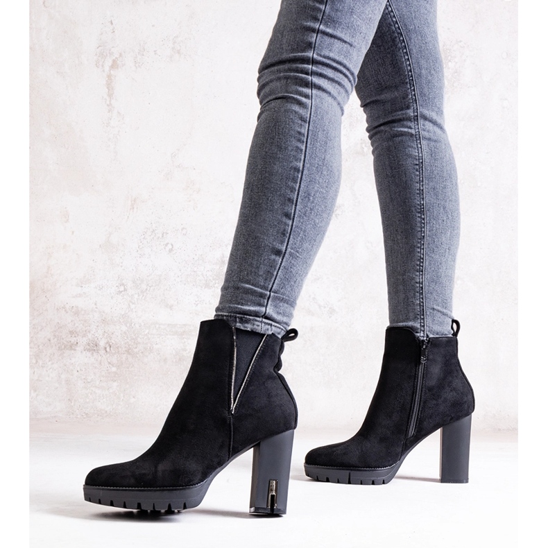 Schwarze Hayet-Stiefeletten mit hohem Absatz und Zirkonia 1