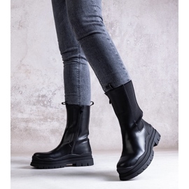 Schwarze Stiefeletten mit massiver Naema-Sohle 2