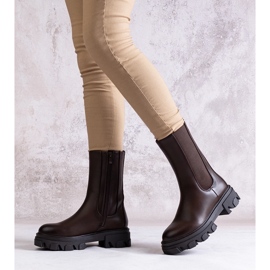 Braune hohe Stiefeletten aus Manera-Faux-Wildleder 1