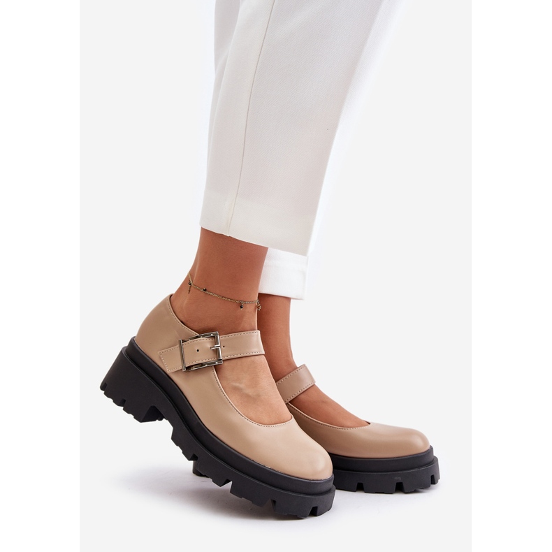 Beige Damenschuhe mit Schnalle Plikuria 1