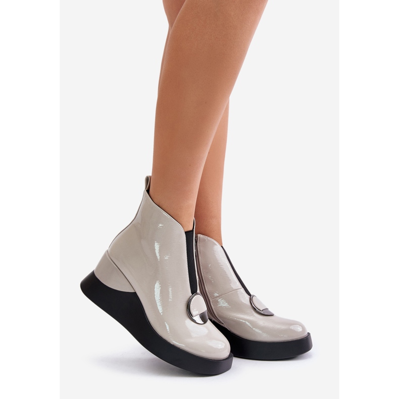 S.Barski Isolierte Lackstiefel mit Keilabsatz D&amp;A MR880-136 Hellgrau 1