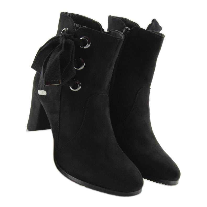 Schwarze hochhackige Stiefel C100 schwarz 2