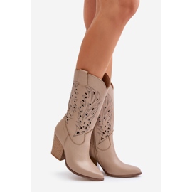 Durchbrochene mittelhohe Stiefel mit hohem Absatz aus Leder Lewski 3609 Beige 1