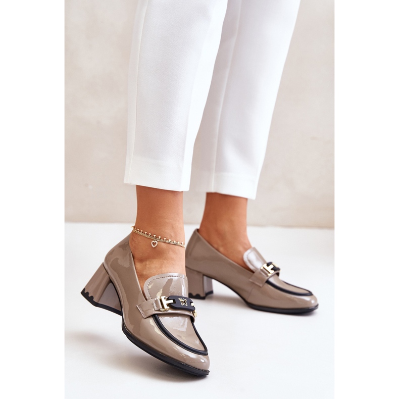 Lackierte Damenschuhe mit hohem Absatz und Dekoration Artiker 55C1054 Beige 2