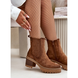 Damen-Stiefel mit hohem Absatz aus Öko-Wildleder, warmes Braun Nevitas 9