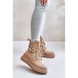 Braune Damenstiefel auf dem Plateau mit Zierschnürung Edidda 2