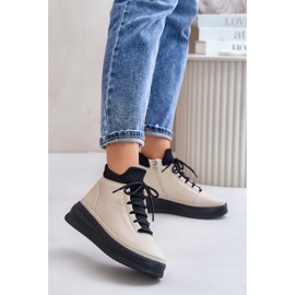 Sportschuhe aus hellem Leder auf der Artiker-Plattform 55C0554 Beige 2