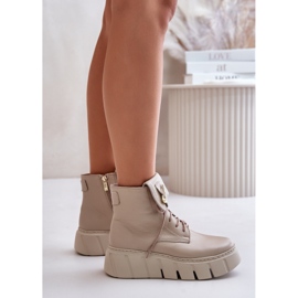 Zazoo 60511 Damen-Lederstiefel auf der warmen beigefarbenen Plattform 6