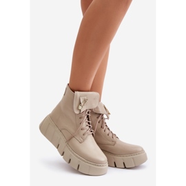 Zazoo 60511 Damen-Lederstiefel auf der warmen beigefarbenen Plattform 1