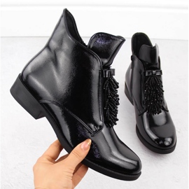 Damen-Stiefeletten aus Lackleder mit Perlen, schwarz S.Barski 1