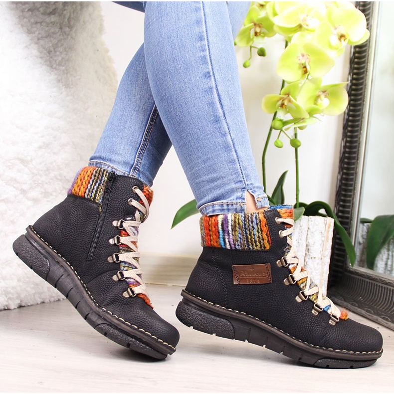 Schwarze isolierte Damenstiefel Rieker 73343-0 1