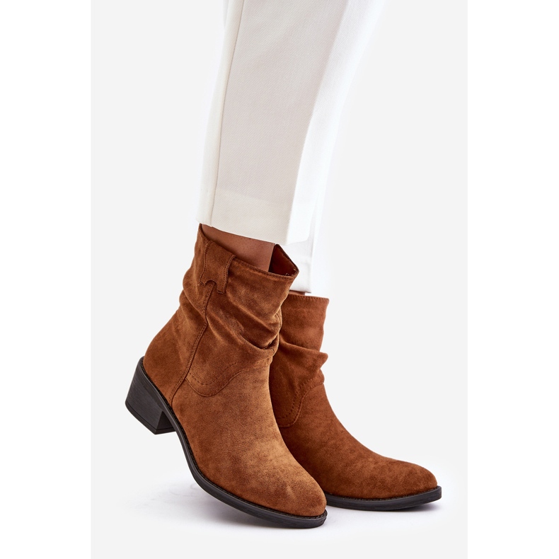 Camel Zinanya isolierte Damenstiefel mit gerafftem Obermaterial und niedrigem Absatz braun 1