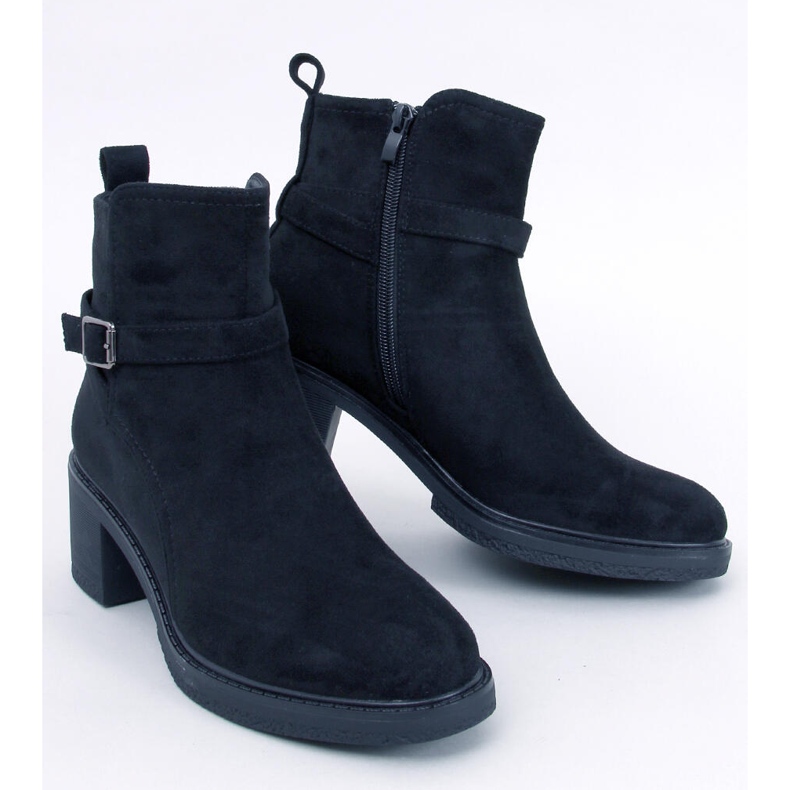 Aretha Schwarze Stiefel mit breitem Absatz 1