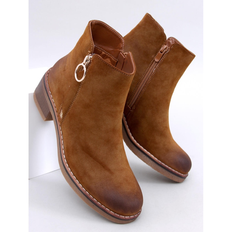 Stiefeletten mit niedrigem Absatz aus Nubukleder von Levere Camel braun 1