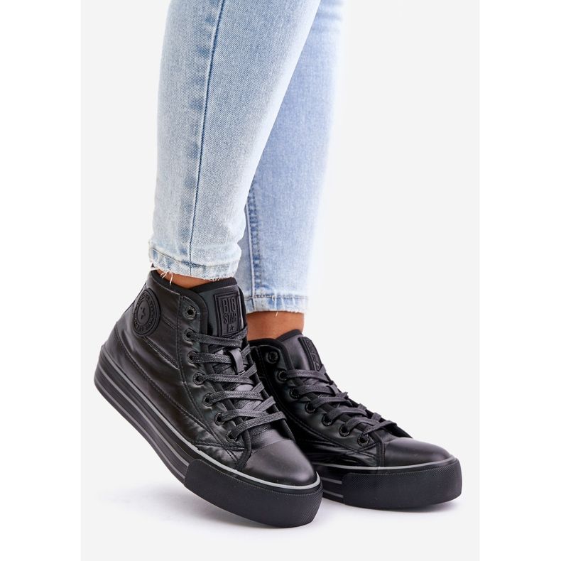 Big Star Isolierte Damen-Sneaker auf Plattform OO274A471 Schwarz 1
