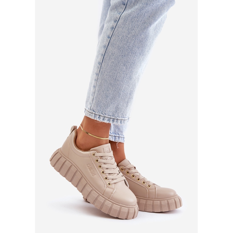 Isolierte Big Star Damen-Sneaker MM274618 Beige 1