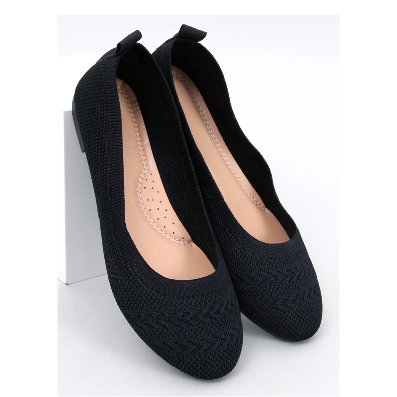 Newey Schwarze gestrickte Ballerinas – Inello 1
