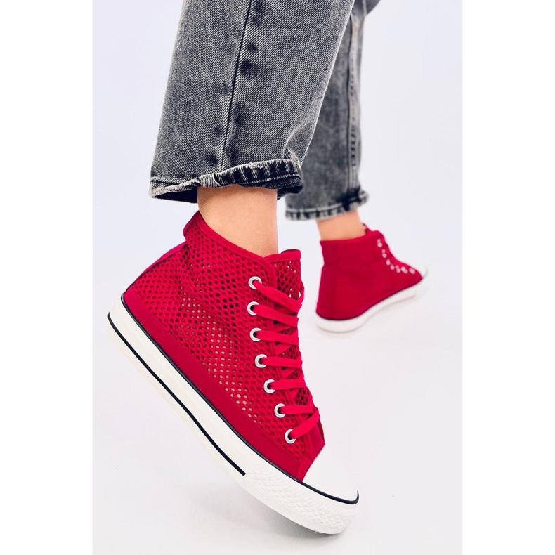Rote durchbrochene High-Top-Sneaker 1