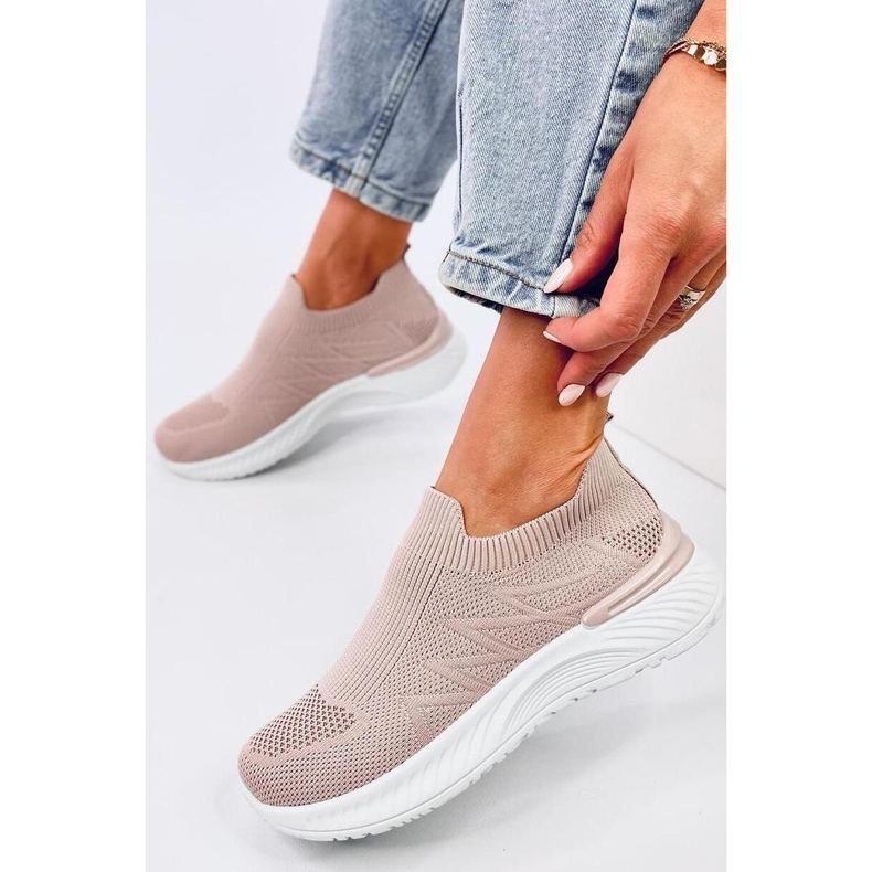 Rosa Socken-Sportschuhe 1