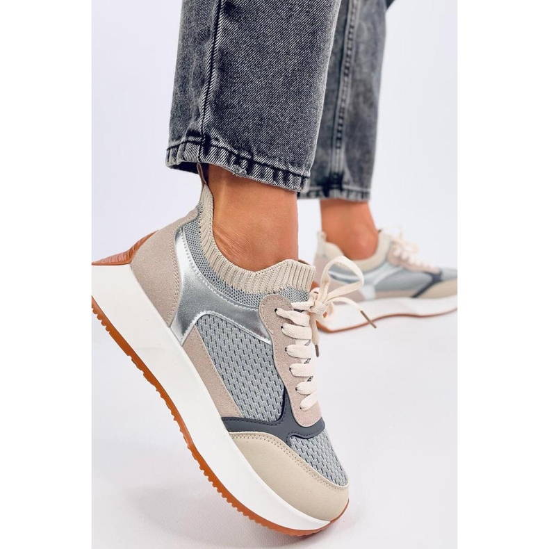 Graue Damen-Sportschuhe 1