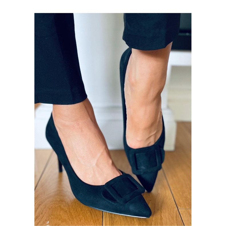 Schwarze Stiletto-Pumps 2