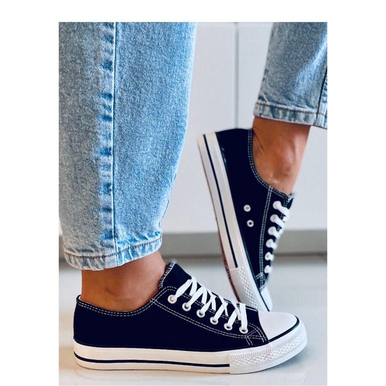 Klassische Damen-Sneaker in Schwarz 1