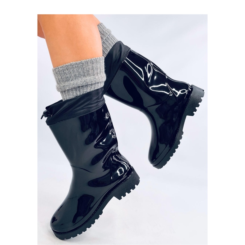 Bemalte Galoschen mit schwarzer Manschette 1