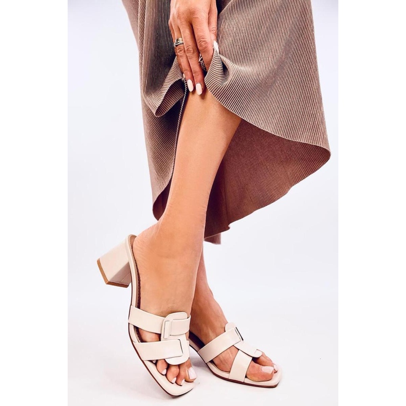 Sandale Elegante zehenstegsandalen mit hohen Absätzen Lafar Beige - Inello 2