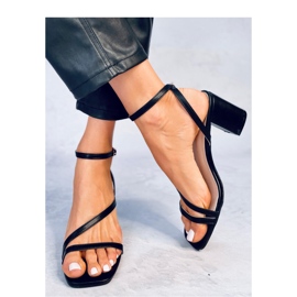 Theresa Schwarze Sandaletten mit hohen Absätzen – Inello 1