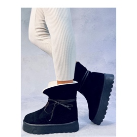 Preis Schwarze Schneestiefel aus Schaffell - Inello 2