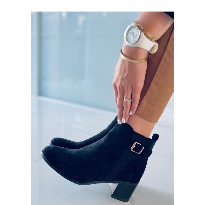 Cyndi Schwarze Wildleder-Stiefeletten mit hohen Absätzen – Inello 2