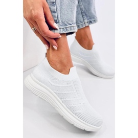Groppi Weiße Slip-On-Sockenschuhe – Inello 1