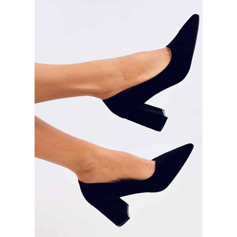 Clairay Schwarze Pumps mit weitem Absatz – Inello 2