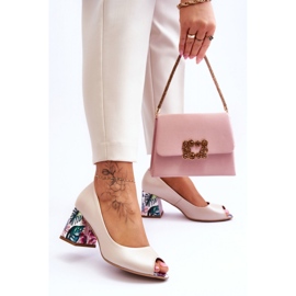 Step in style Pumps Modell Lewski Shoes 2608/K Beige Perła – Treten Sie ein mit Stil 2