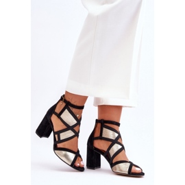 Step in style Sandalen Modell Maciejka 05181-25 Gold/Schwarz – Treten Sie ein mit Stil gelb 1