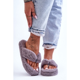 Pelz-Flip-Flops für Damen in Grau 1