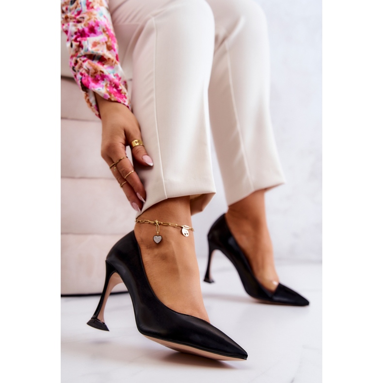 F6102 Schwarze Stilettos 2