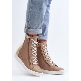 Step in style Sneakers Modell Zazoo 3081 Beige – Treten Sie ein mit Stil 1