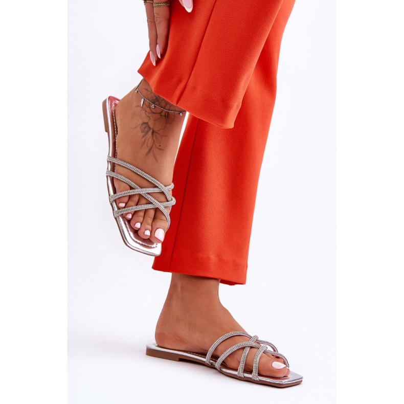 Step in style Sandalen-zehenstegsandalen Modell Leomi 5628-2 CLA-1 Silber – Treten Sie ein mit Stil grau 2