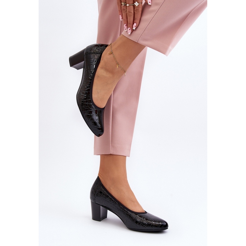 Vinceza Damenpumps mit Zierprägung Schwarz 2