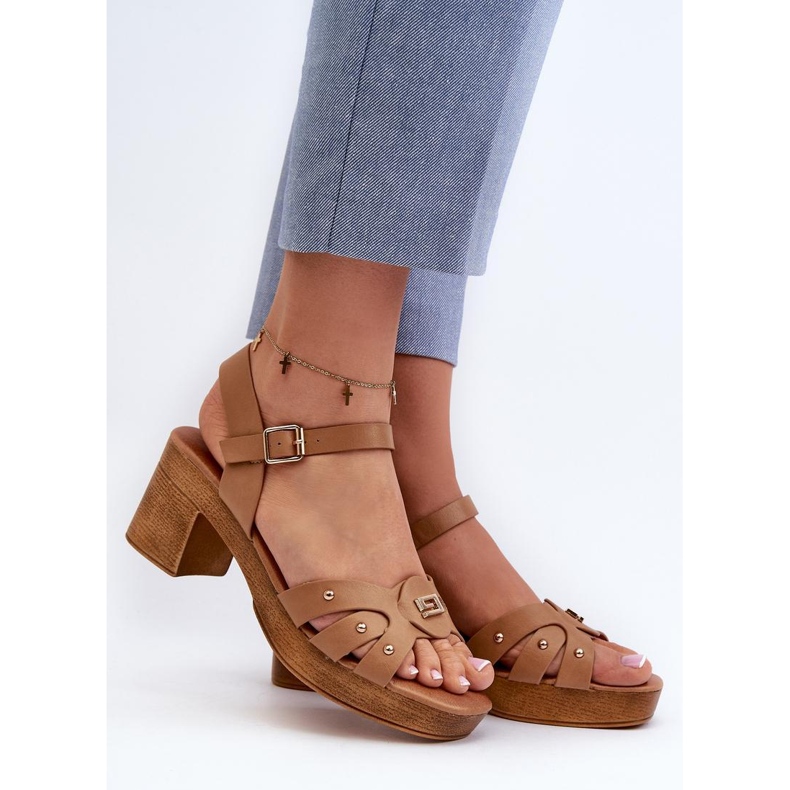 Evento Leichte Sandalen mit dickerem Boden, braun 1